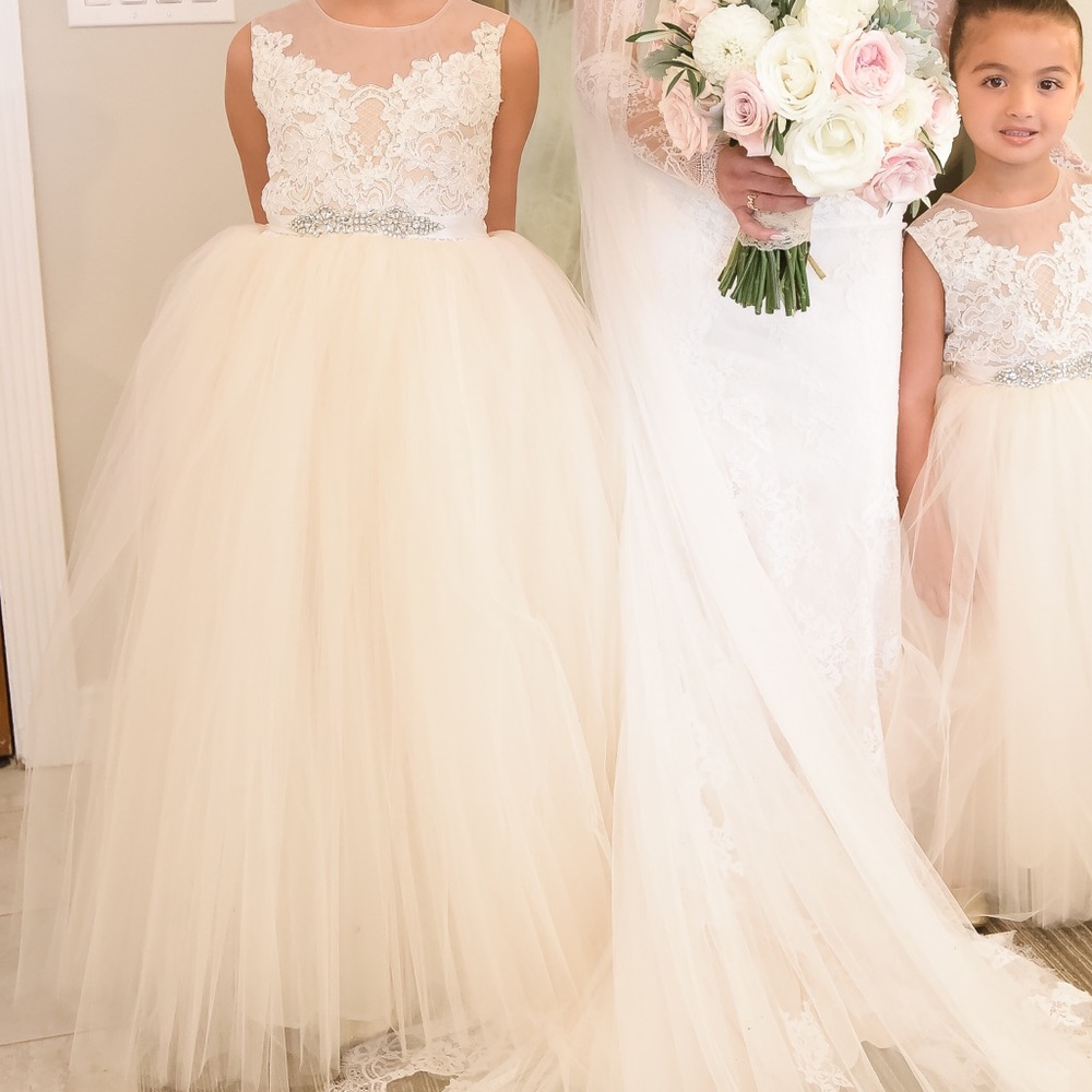 Flower girl dress tulle - Picture 2 of 5